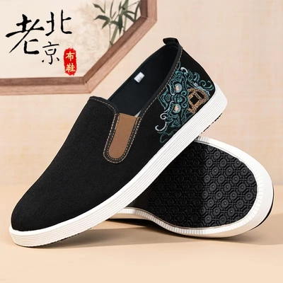 新款刺绣老北京布鞋男士
