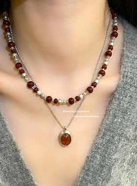 红色珠珠金属磨砂鹅蛋挂坠项链