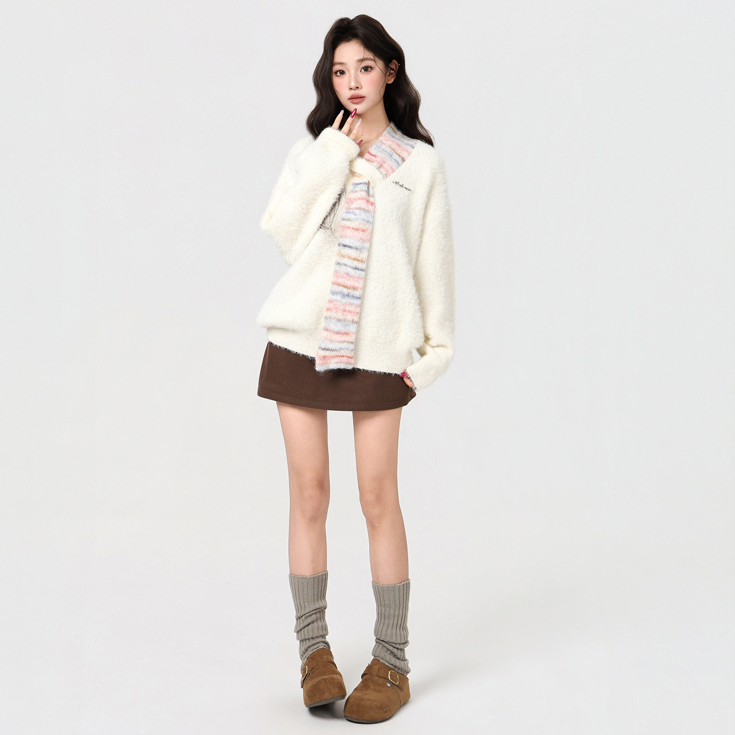 V领围巾拼接加厚保暖毛衣女
