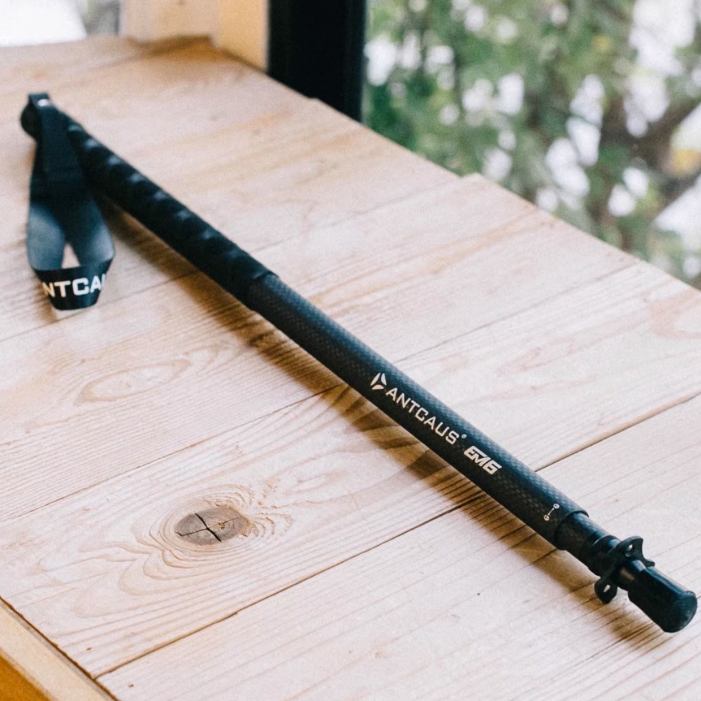 antcausEM6碳纤维轻量化登山杖