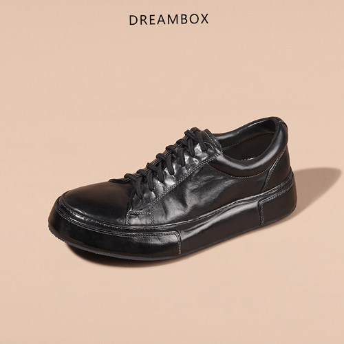 轻便透气马皮休闲板鞋