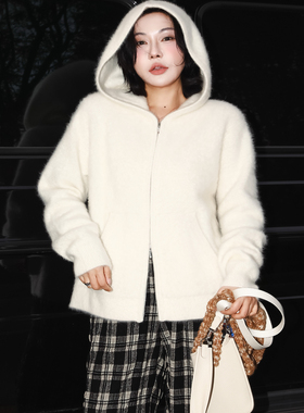 PENNYPENG栗子可可黑标系列秋冬新品慵懒连帽狐狸绒拉链保暖开衫