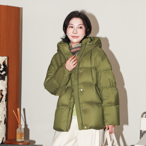 95绒保暖连帽鹅绒服外套