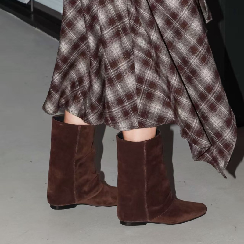 老钱松弛感时尚方头堆堆靴中筒