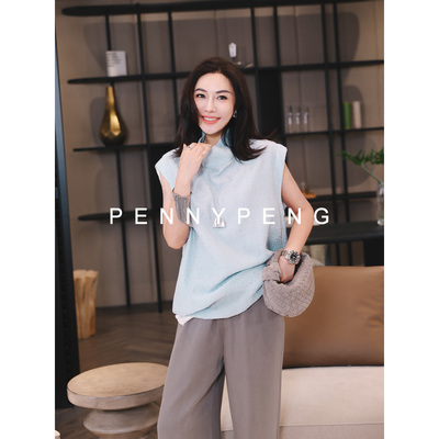 海盐碎冰半高领无袖烫银皱皱衫