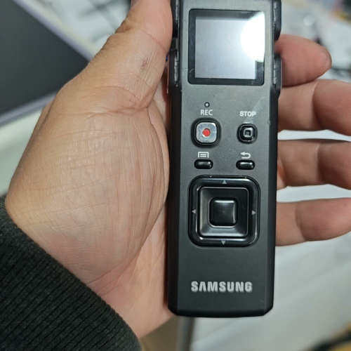 请询价；三星录音笔 YP-VP2，数码录音笔MP3播放器包邮价格 实