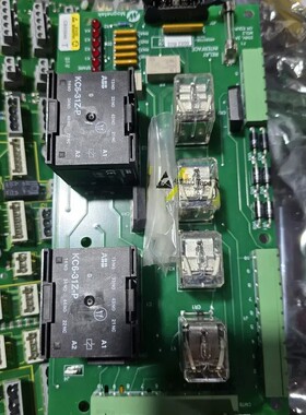 请询价-电梯46S02728-0052R03，全新三张，