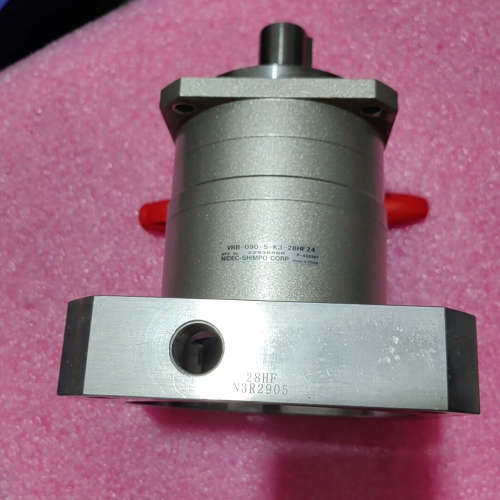 请询价；新宝减速机VRB一090一5一K3一28HF24，速比1：5