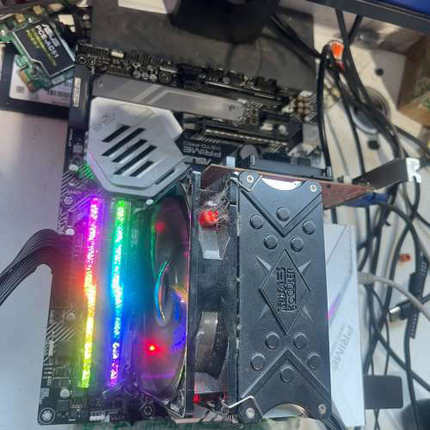 请询价；华硕X570-P/R7 5800X/芝奇32G 灯条套装