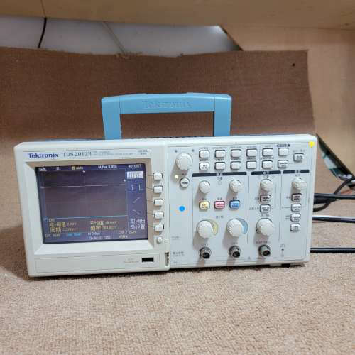 请询价；TEKTRONIX泰克TDS2012B示波器，带宽100M，