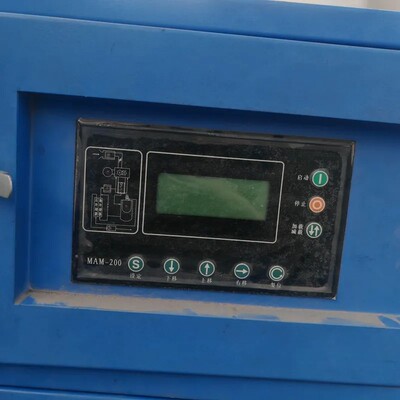 请询价-MAM-200螺杆空压机控制器，型号MAM200C(B)(T