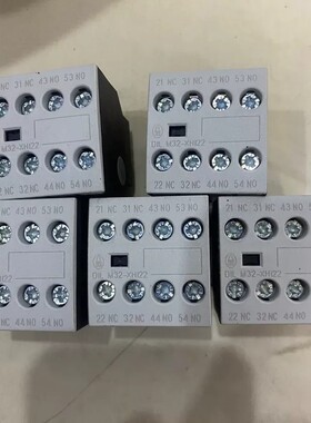 请询价-全新金钟、穆勒辅助触头DIL-M32-XH122，德