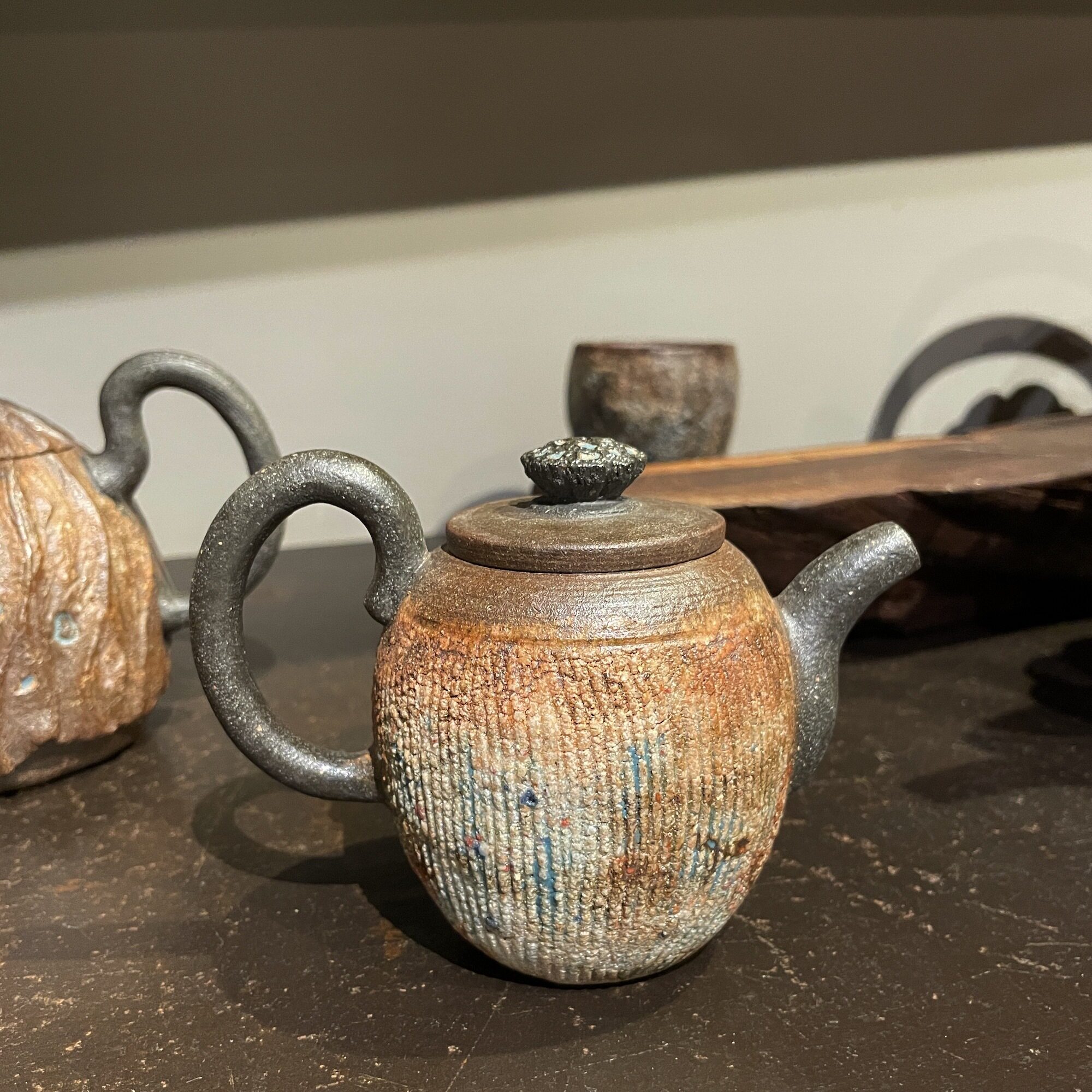 台湾廖明亮岩矿莲蓬壶老岩泥全手工老茶软化茶汤莲子壶钮普洱茶壶