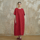 极简风欧式 浮雕Y60宽松高级慵懒显瘦气质超长袍子文艺复古连衣裙
