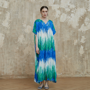 立体裁剪极简风F71气质显瘦复古文艺袍子宽松超长大码 度假连衣裙