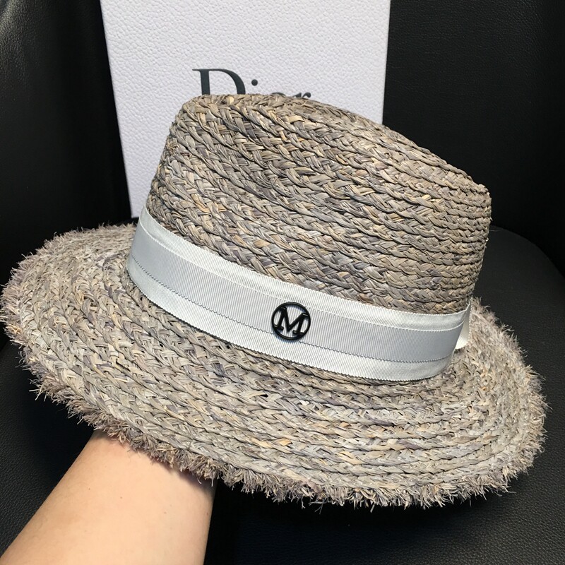 银灰色拉菲草帽子平檐防晒草帽女夏度假沙滩海边遮阳草帽休闲百搭
