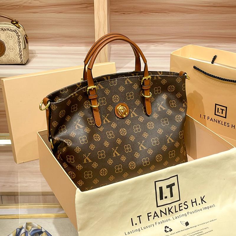 法国品牌包包女款复古高级手提包2025款大容量真皮单肩斜挎托特包