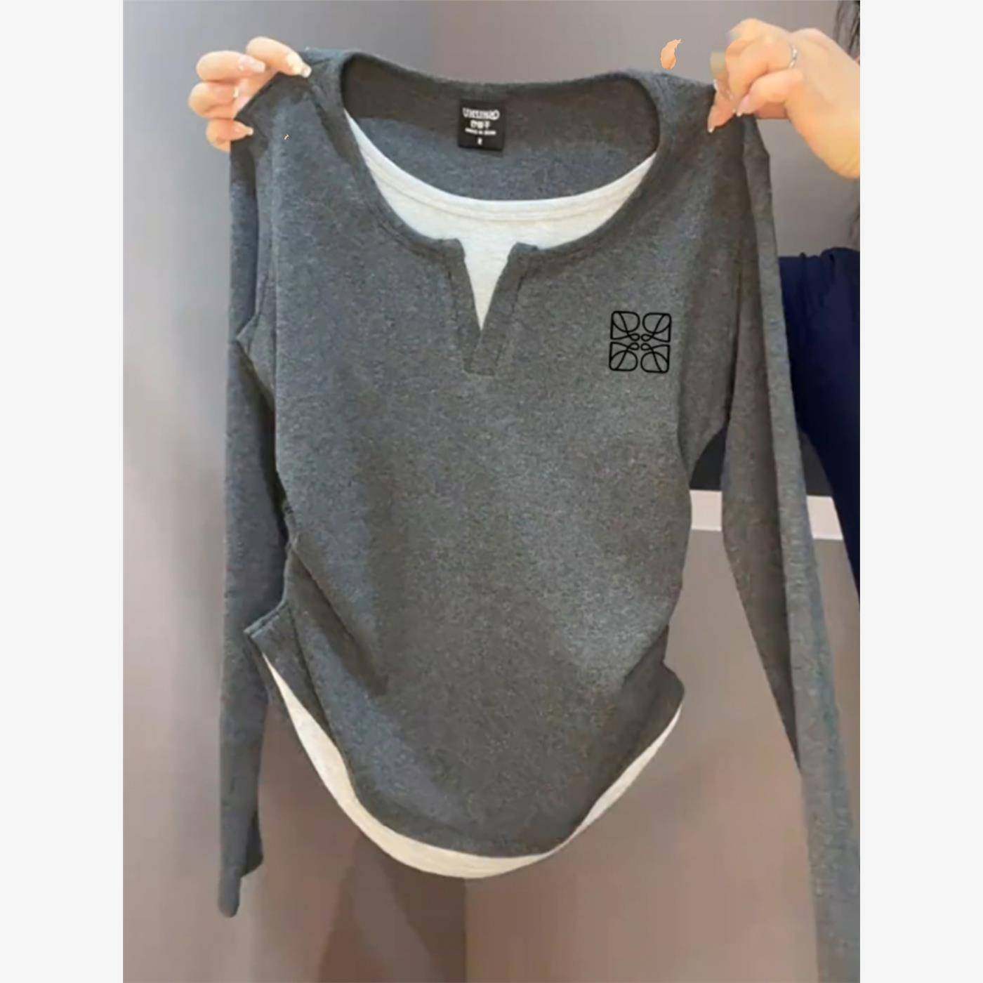 韩国春秋纯棉假两件正肩长袖T恤女设计感拼接v领遮肚显瘦打底衫