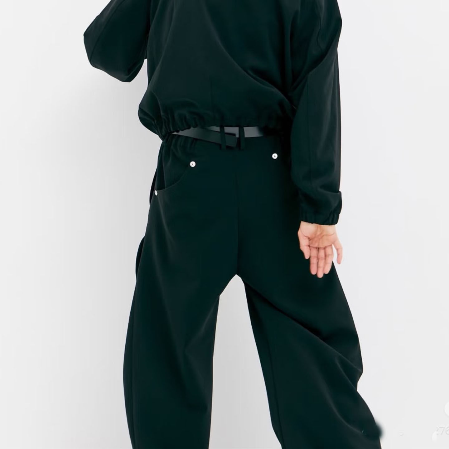 涩谷精选原创品牌THoracle秋冬弯刀垂感阔腿宽松凉感通勤休闲西裤