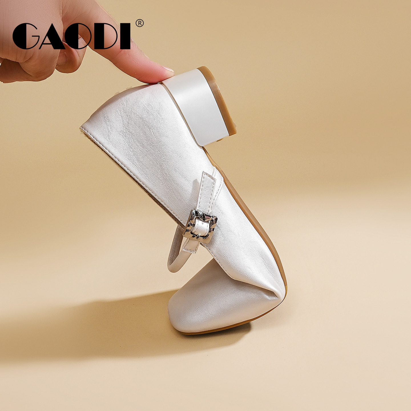 高蒂2025秋季新款玛丽珍鞋女粗跟单鞋低跟温柔晚晚风鞋子配裙子