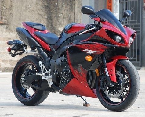 进口雅马哈R1摩托车跑车R6重机车公路赛地平线电喷水冷街车趴赛在类目 摩托车/装备/配件, 摩托车整车中 - 来自Buy2taobao.com提供专业的淘宝代购服务