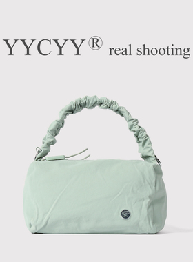 新款休闲轻便斜挎单肩女包手提尼龙布包简约枕头包通勤小方包时尚