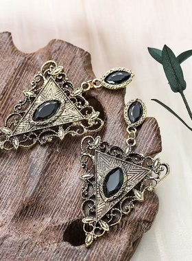 三角黑金冷淡风中古耳钉女经典夸张设计感高级感个性耳环饰品