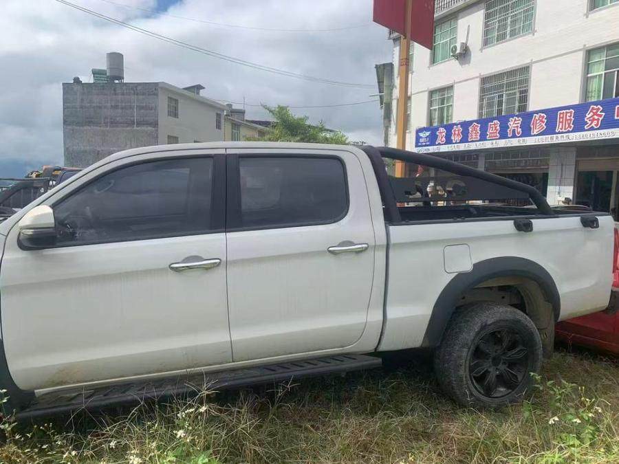 1月14日文山车牌为云H29J94的江淮牌轻型多用途货车网络拍卖公告