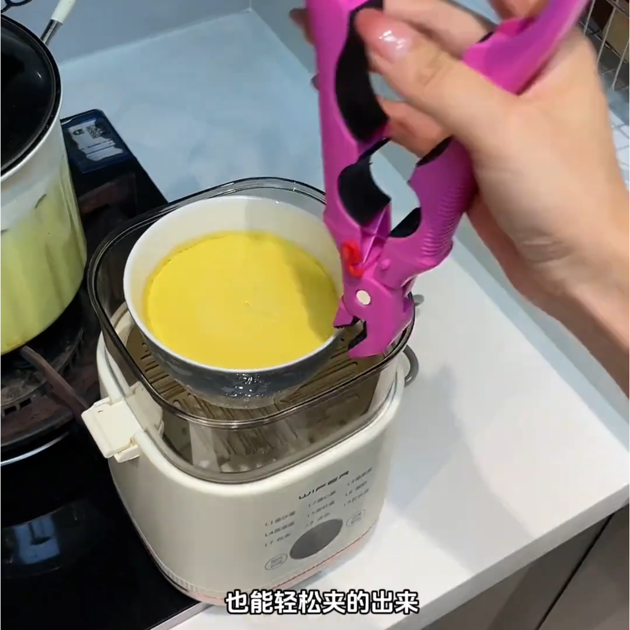 防烫夹取碗器多功能厨房硅胶夹微波炉蒸菜碗碟夹烤箱防滑菜钳,厨房/烹饪用具,厨用取碗/盘夹,淘宝优惠券,粉丝福利购,淘宝优惠卷