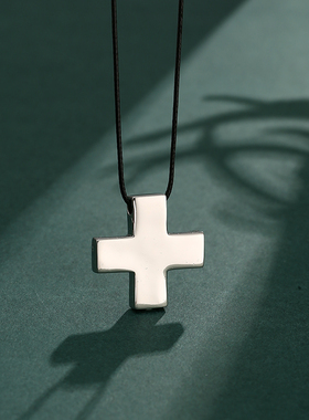 挂件 EVA男女吊坠葛城美里十字架项链学生周边