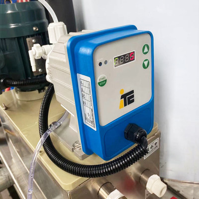 制冰机盐水泵商用片冰机通用计量泵全自动数显加注水冰片机配件