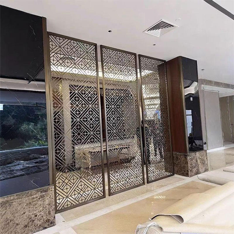 新中式不锈钢屏风隔断金属镂空铝雕花格玄关酒店会所夹丝玻璃屏风