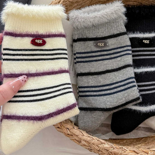 秋冬毛毛拼接外穿字母ins风条纹百搭美拉德色系个性 堆堆袜中筒袜