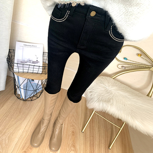 冬季 特显瘦 弹力提臀小脚靴裤 女保暖修身 黑色磨砂加绒加厚牛仔裤