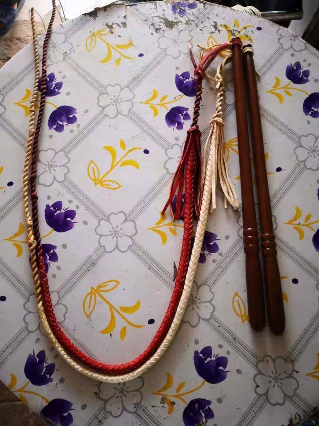 纯牛皮放牛放羊鞭子赶车训狗健身骑马响鞭头放牧鞭子