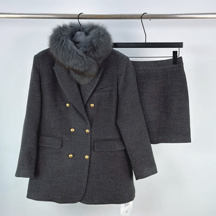 5530小香风羽绒套装 女秋冬气质名媛狐狸毛领西服上衣半身裙两件套
