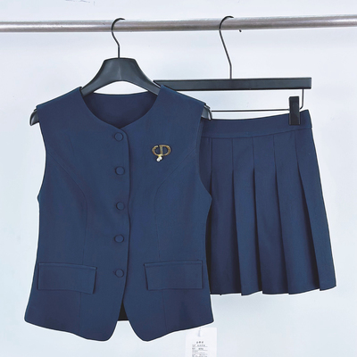 柏多伊俪小香风上衣百褶裙套装