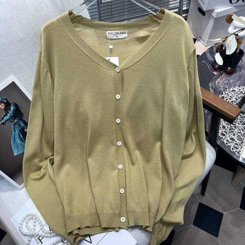 大码女装薄款冰丝针织开衫女