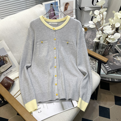 大码女装撞色圆领长袖宽松针织衫