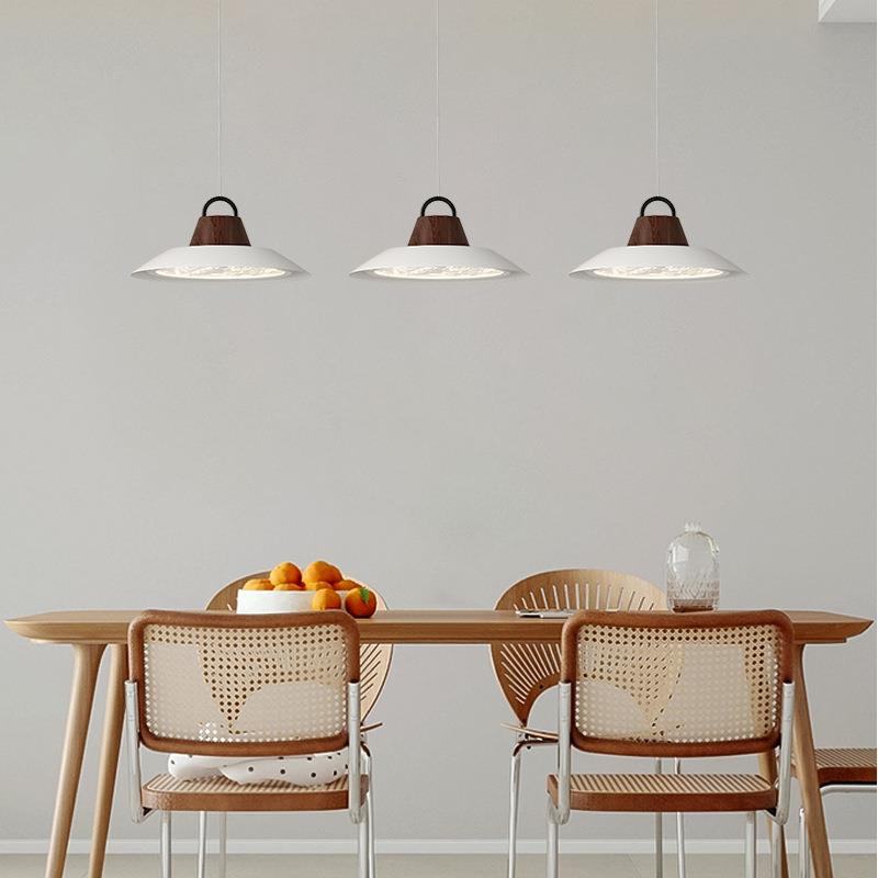 法式中古风餐厅吊灯创意云雾三头渔夫帽餐桌灯新款护眼岛台灯具