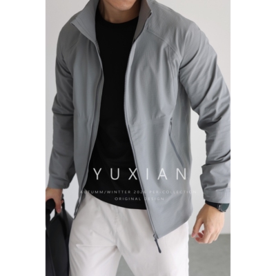 轻量化“零”束缚防风软壳冲锋衣