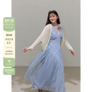 蓝色波点海边度假挂脖吊带连衣裙长裙春季 微胖法式 女装 潘不卷大码