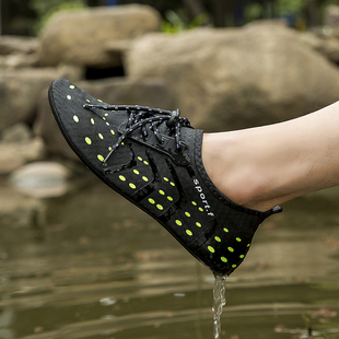 夏季沙滩袜男女潜水浮潜涉水速干溯溪鞋户外透气防滑防割赤足软鞋
