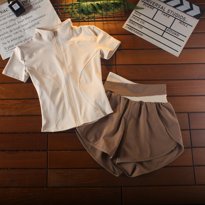 健身运动套装女夏季速干宽松瑜伽短裤假两件跑步训练显瘦拉链短袖