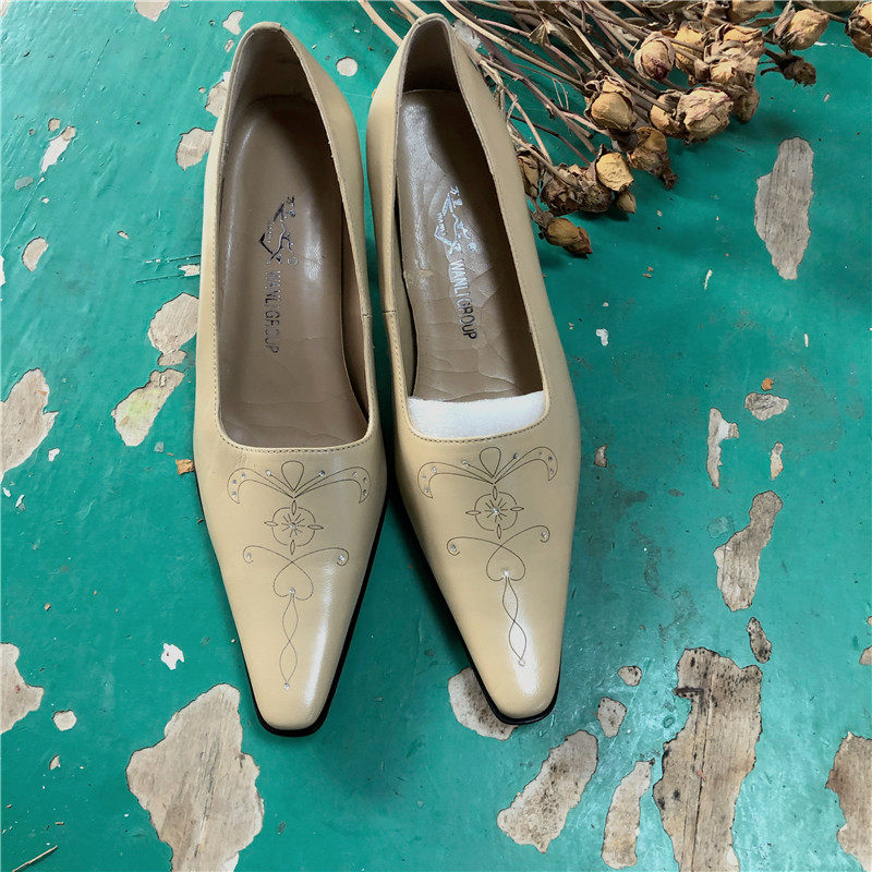 vintage港风复古尖头低跟气质金属色晚晚风古着鞋70年代款WL,女鞋,浅口单鞋,淘宝优惠券,粉丝福利购,淘宝优惠卷