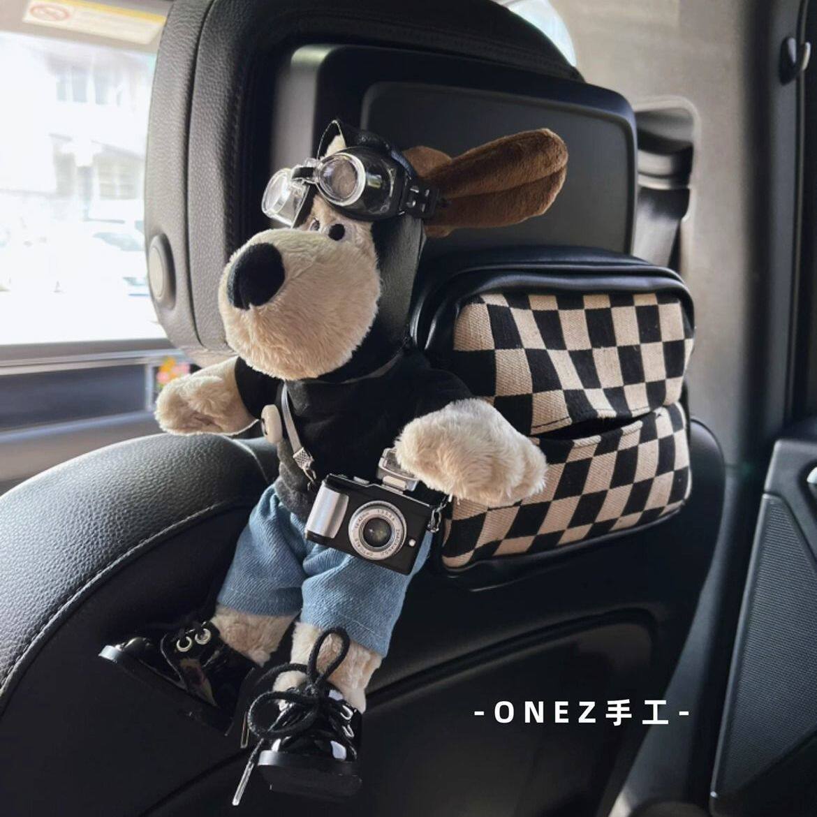 车载可爱T恤狗狗公仔汽车座椅多功能挂式纸巾包车用纸巾盒装饰品