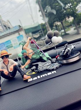 汽车摆件路飞车载饰品创意手办雪乃车内装饰用品高档男女神款网红