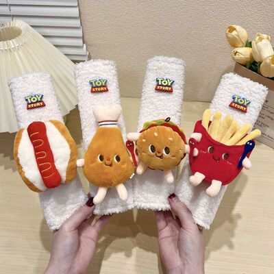 汽车安全带护肩套可爱公仔创意车载护肩带保护套装饰安全带情侣