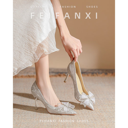 银色高跟鞋女18岁成年礼物新款水钻蝴蝶结婚鞋水晶鞋不累脚