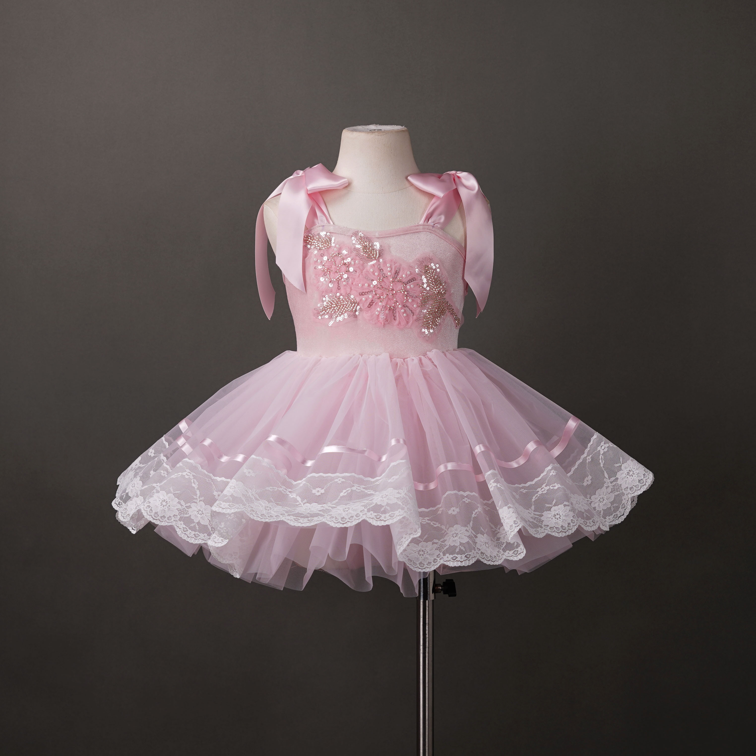 甜美风女童粉色蝴蝶结蓬蓬裙蕾丝裙边舞台表演服芭蕾舞公主演出服